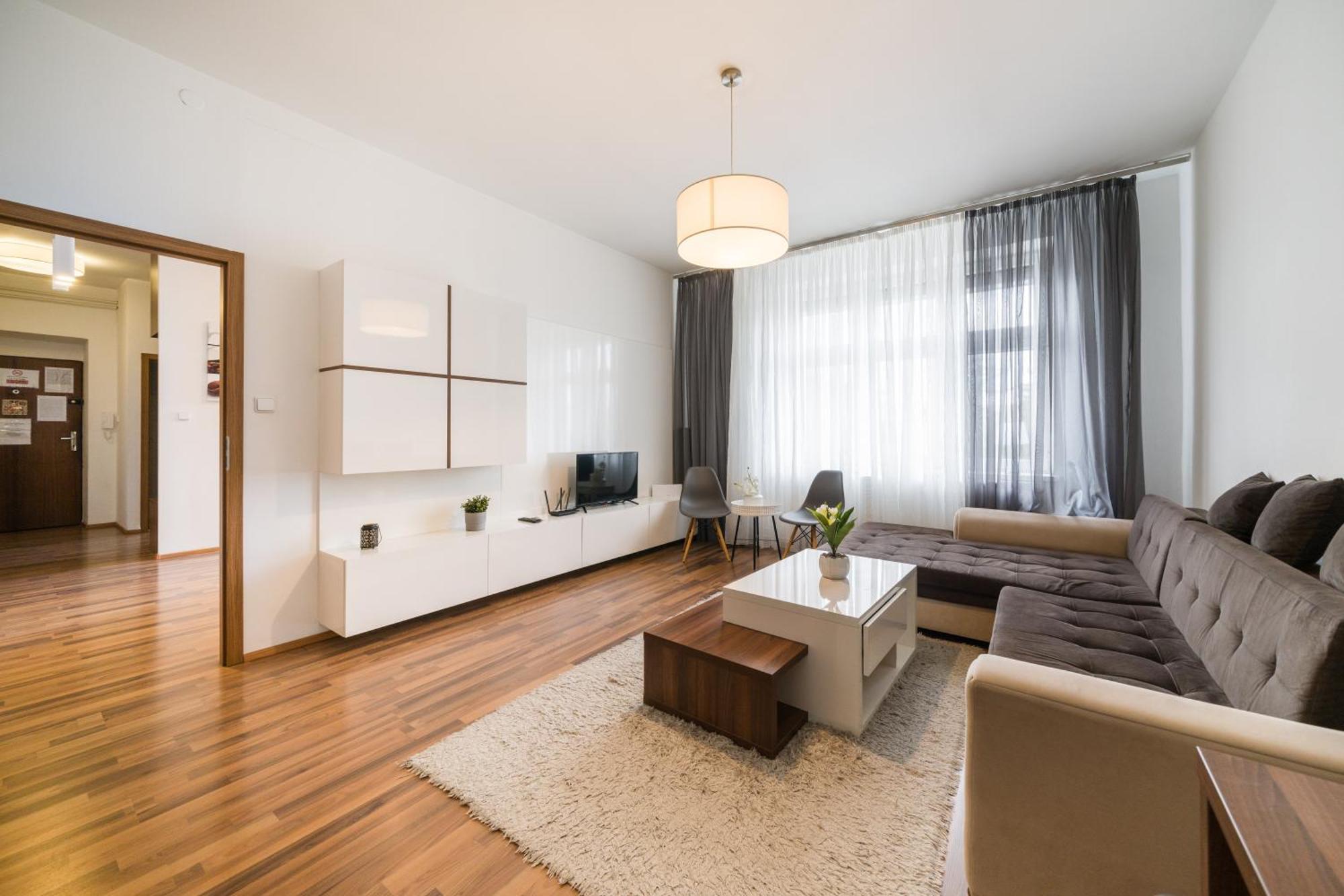 Apartia Vlhka, Brno-Center Exteriör bild